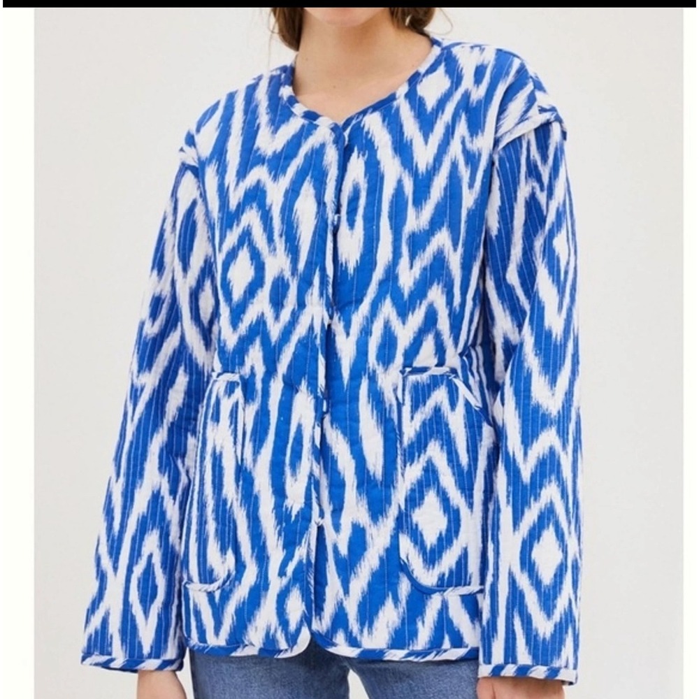 Anthropologie Blue/White Ikat Cotton Quilted Snap Front Nora Jacket Womens Small